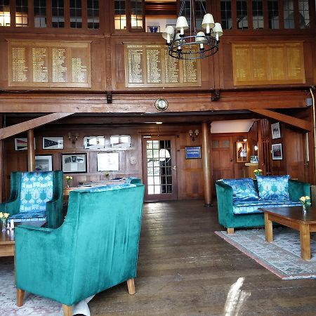 Windermere Motor Boat Racing Club Guest House โบว์เนส ออน วินเดอเมียร์ ภายนอก รูปภาพ