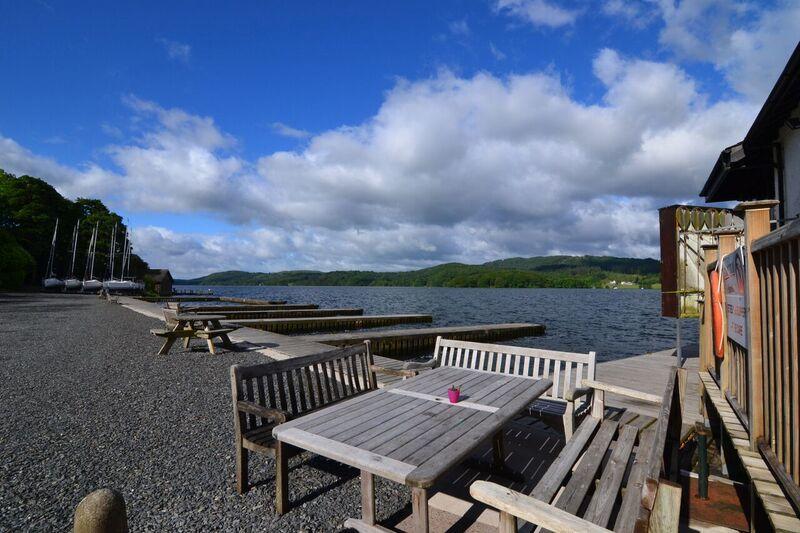Windermere Motor Boat Racing Club Guest House โบว์เนส ออน วินเดอเมียร์ ภายนอก รูปภาพ