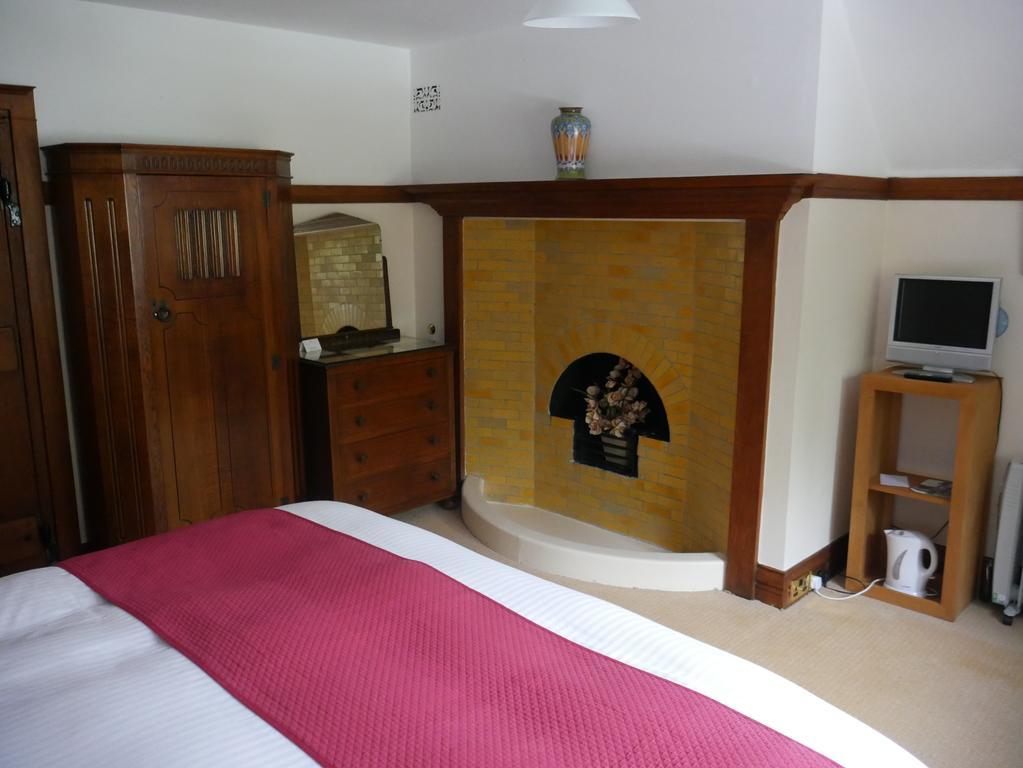 Windermere Motor Boat Racing Club Guest House โบว์เนส ออน วินเดอเมียร์ ภายนอก รูปภาพ